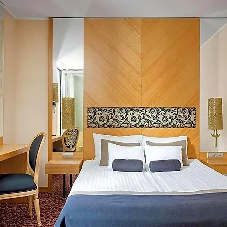 Marmara Hotel