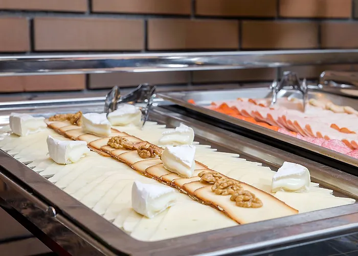 布达佩斯玛拉玛拉酒店 4*