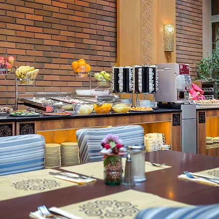 Marmara Hotel 4*